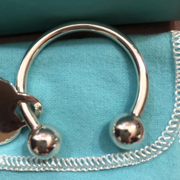 TIFFANY KEY RING - Picture 8 of 9